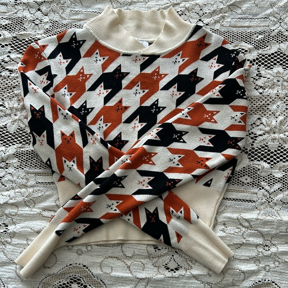 Unique Vintage Cat Sweater